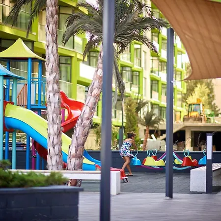 Sunny By Alz Apartmán Năvodari