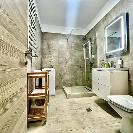 Sunny By Alz Apartmán Năvodari