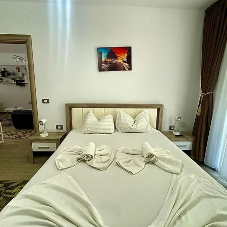 Sunny By Alz Apartmán Năvodari