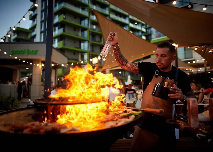 Sunny By Alz Năvodari